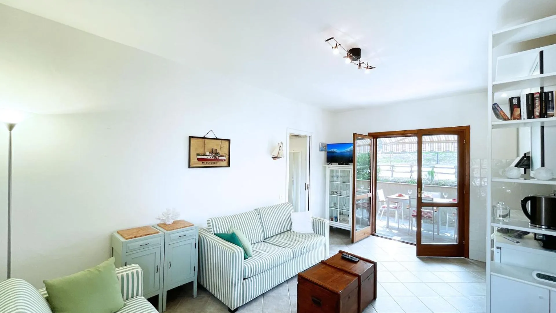La Perla Di Porto Azzurro Apartment