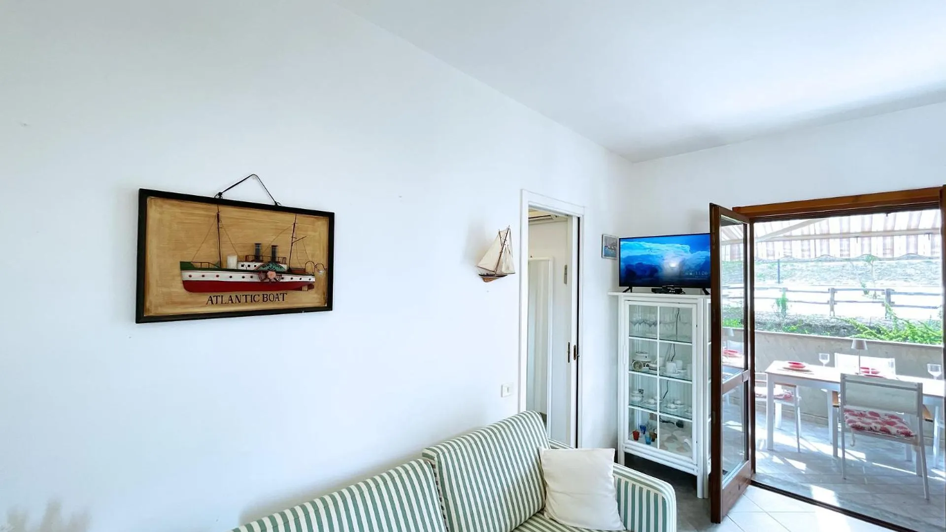 La Perla Di Porto Azzurro Apartment Italy